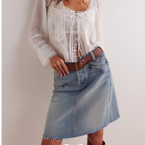 Free People Dresses & Skirts - NWT Free People Suzy Denim Midi Skirt in Sun Stoned Blue
